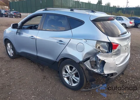 2013 Hyundai Tucson Gls z USA, uszkodzony, nr VIN KM8JU3AC5DU686341